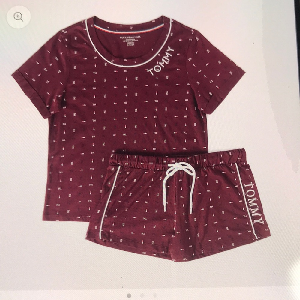Tommy Hilfiger 2 piece women’s printed PJ shorts set NEW BNWT